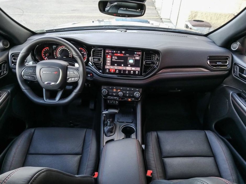 2025 Dodge Durango GT+ IN DESTROYER GREY EQUIPPED WITH A 3.6L V6 , AWD , 8SPD TF AUTO , BLACKTOP PCKG , 20INCH RIMS , PERF HOOD , BSM/RCPD , PWR SE-23