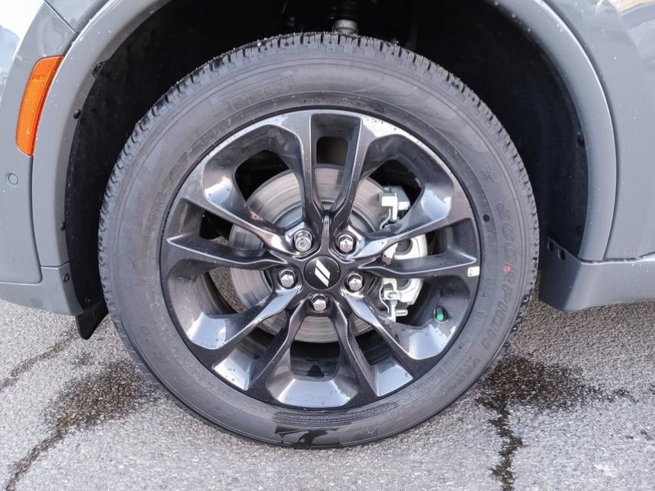 2025 Dodge Durango GT+ IN DESTROYER GREY EQUIPPED WITH A 3.6L V6 , AWD , 8SPD TF AUTO , BLACKTOP PCKG , 20INCH RIMS , PERF HOOD , BSM/RCPD , PWR SE-5