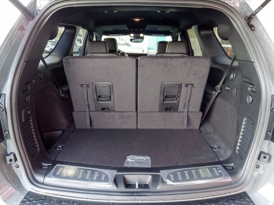 2025 Dodge Durango GT+ IN DESTROYER GREY EQUIPPED WITH A 3.6L V6 , AWD , 8SPD TF AUTO , BLACKTOP PCKG , 20INCH RIMS , PERF HOOD , BSM/RCPD , PWR SE-11