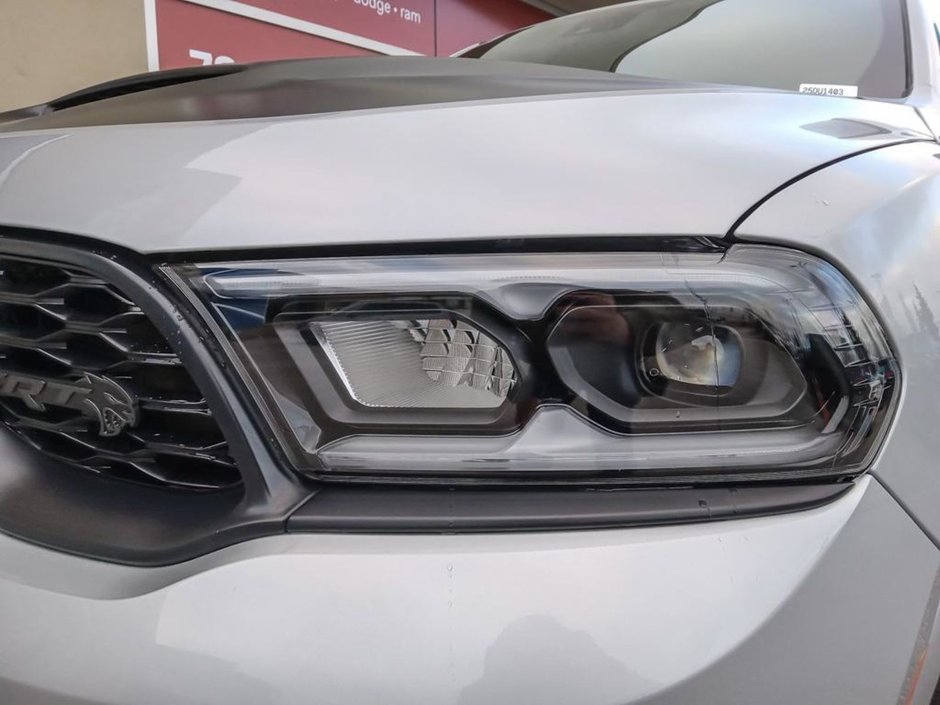 2025 Dodge Durango SRT HELLCAT SILVER BULLET IN TRIPLE NICKEL EQUIPPED WITH A 6.2L SUPERCHARGED SRT V8 , AWD , 8SPD AUTO , NAPPA LEATHER HIGH PERF-7