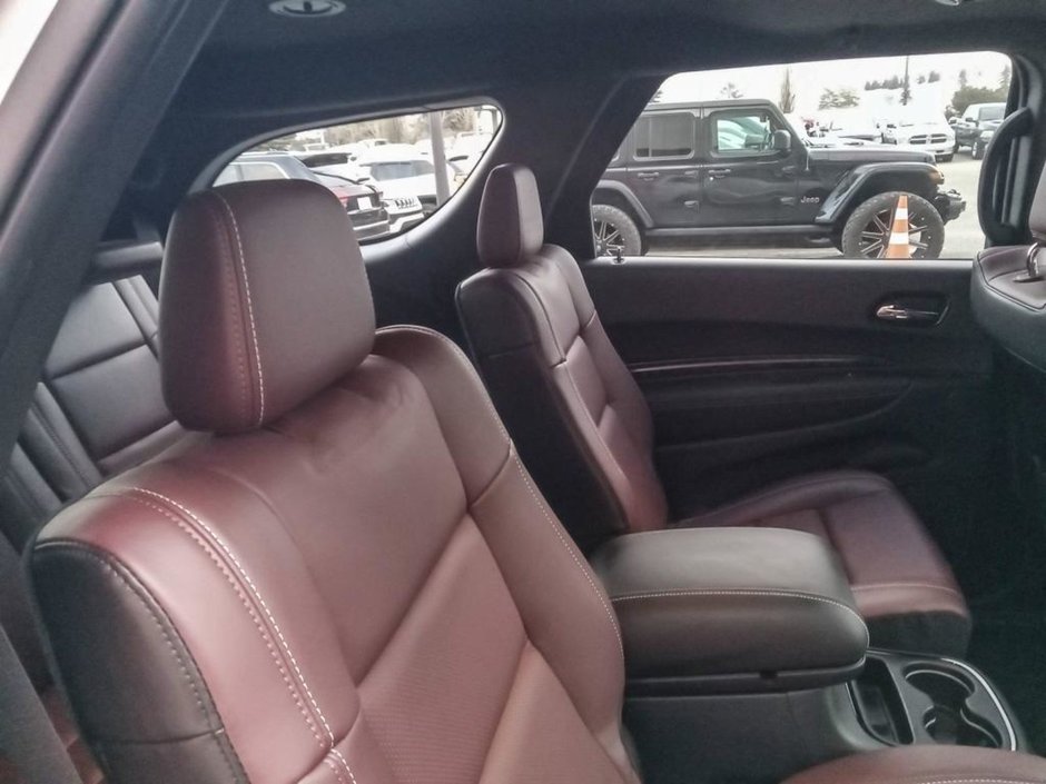 2025 Dodge Durango SRT HELLCAT SILVER BULLET IN TRIPLE NICKEL EQUIPPED WITH A 6.2L SUPERCHARGED SRT V8 , AWD , 8SPD AUTO , NAPPA LEATHER HIGH PERF-22