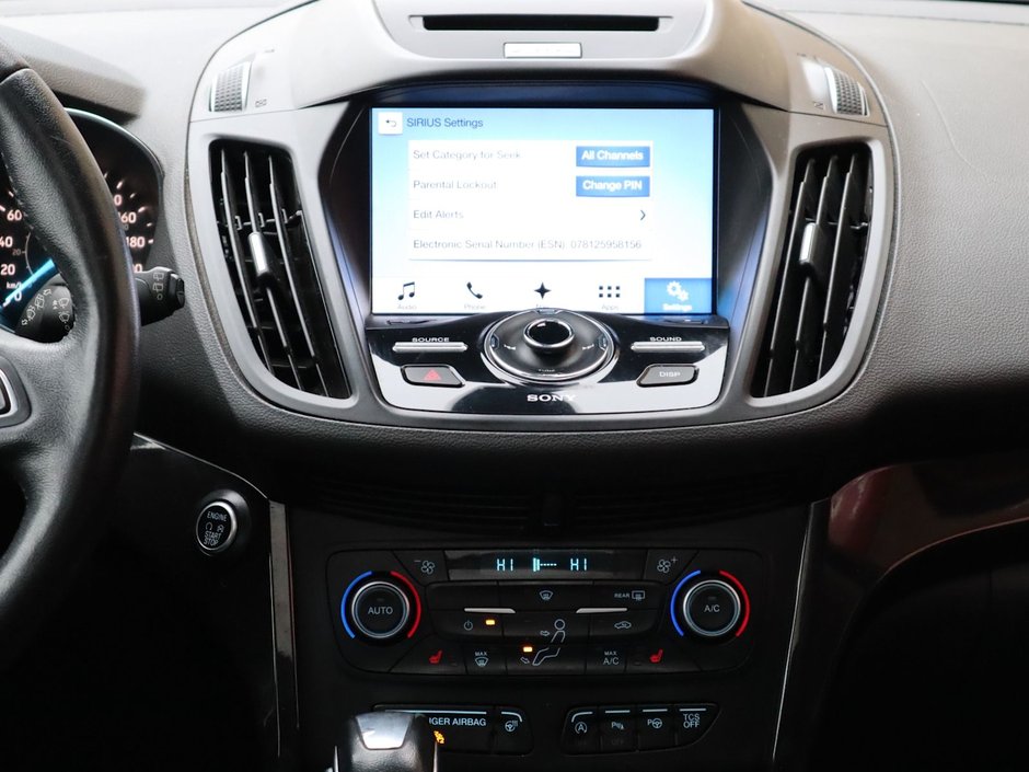 2018 Ford Escape TITANIUM IN GREY EQUIPPED WITH A 2.0L TURBO I4 , 4WD , 6SPD AUTO ,  LEATHER , PANO ROOF, NAV, REMOTE START , PREMIUM AUDIO , DUA-19