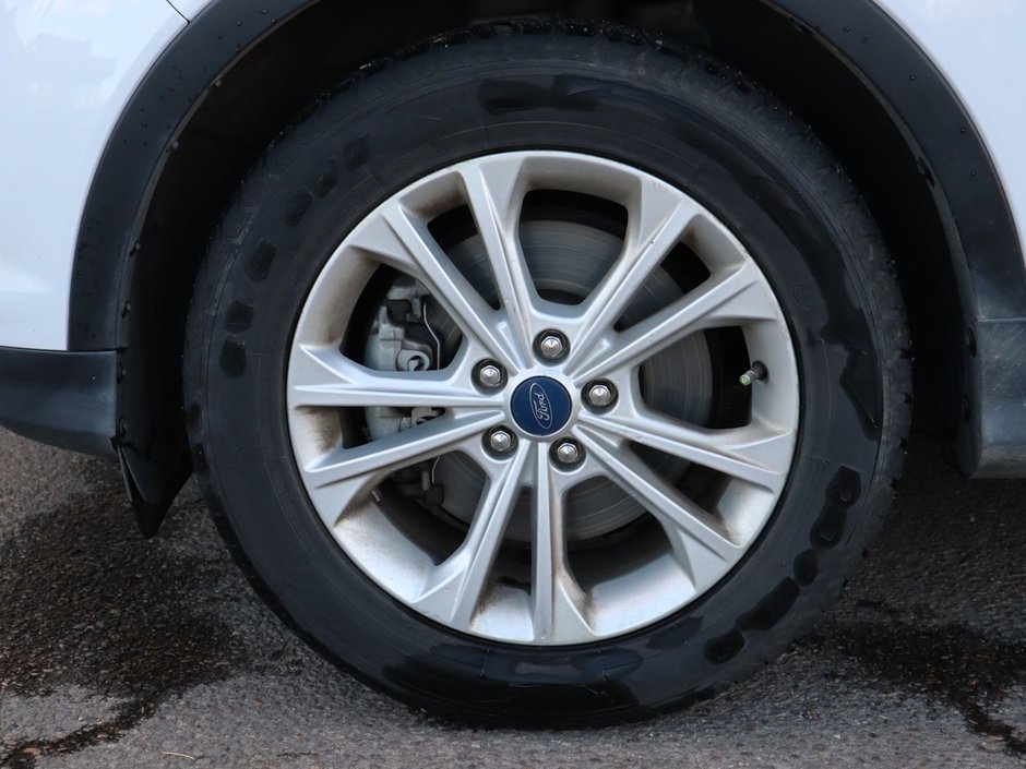 2019 Ford Escape SE IN WHITE EQUIPPED WITH A 1.5L TURBO I4 , 4X4 , 6SPD AUTO , CLOTH HEATED SEATS , DUAL ZONE AC , CRUISE , BACKUP CAM , SW CONTR-4