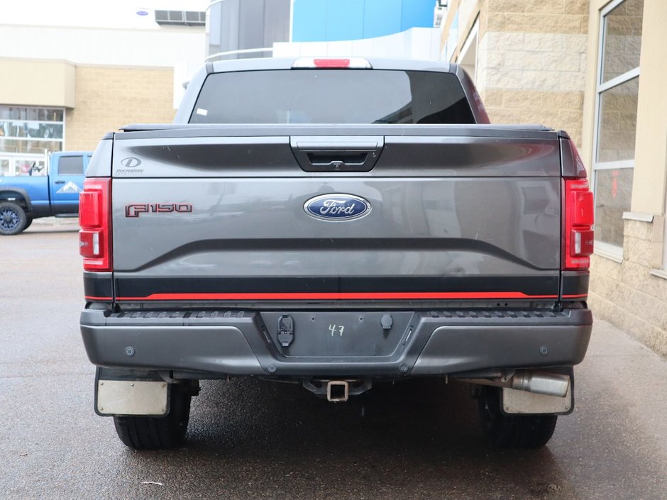 2017 Ford F-150 LARIAT IN GREY EQUIPPED WITH A 3.5L ECOBOOST V6 , 4X4 , 10SPD AUTO , AMBIENT LIGHTING , DUAL ZONE AC , REMOTE START , BACKUP CAM-8