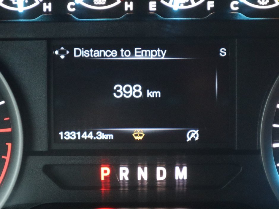 2020 Ford F-150 XLT IN GREY EQUIPPED WITH A 2.7L ECOBBOST V6 , 4X4 , 10SPD AUTO , CRUISE , BACKUP CAM , HD SHOCKS , PWR DRIVER SEAT , REMOTE STA-24