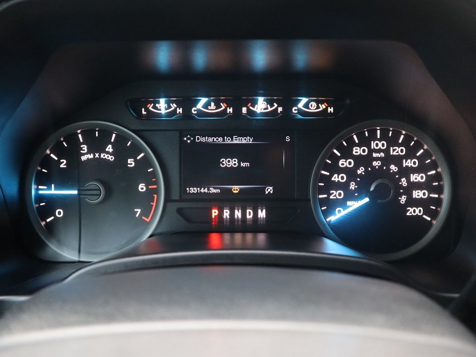 2020 Ford F-150 XLT IN GREY EQUIPPED WITH A 2.7L ECOBBOST V6 , 4X4 , 10SPD AUTO , CRUISE , BACKUP CAM , HD SHOCKS , PWR DRIVER SEAT , REMOTE STA-23