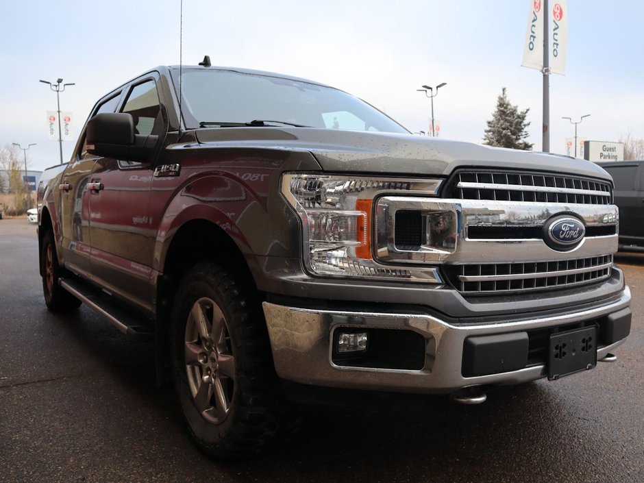 2020 Ford F-150 XLT IN GREY EQUIPPED WITH A 2.7L ECOBBOST V6 , 4X4 , 10SPD AUTO , CRUISE , BACKUP CAM , HD SHOCKS , PWR DRIVER SEAT , REMOTE STA-10