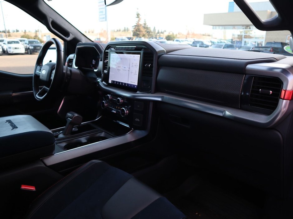 2022 Ford F-150 RAPTOR IN WHITE EQUIPPED WITH A HIGH OUTPUT 3.5L TURBO V6 , 4X4 , 10SPD AUTO , LEATHER HEATED/VENTED BUCKET SEATS , PREMIUM AUDI-22