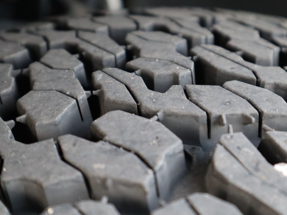 2022 Ford F-150 RAPTOR IN WHITE EQUIPPED WITH A HIGH OUTPUT 3.5L TURBO V6 , 4X4 , 10SPD AUTO , LEATHER HEATED/VENTED BUCKET SEATS , PREMIUM AUDI-5