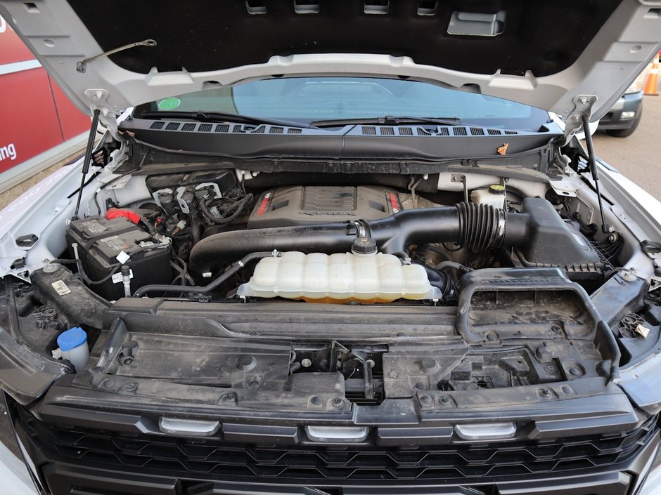 2022 Ford F-150 RAPTOR IN WHITE EQUIPPED WITH A HIGH OUTPUT 3.5L TURBO V6 , 4X4 , 10SPD AUTO , LEATHER HEATED/VENTED BUCKET SEATS , PREMIUM AUDI-31