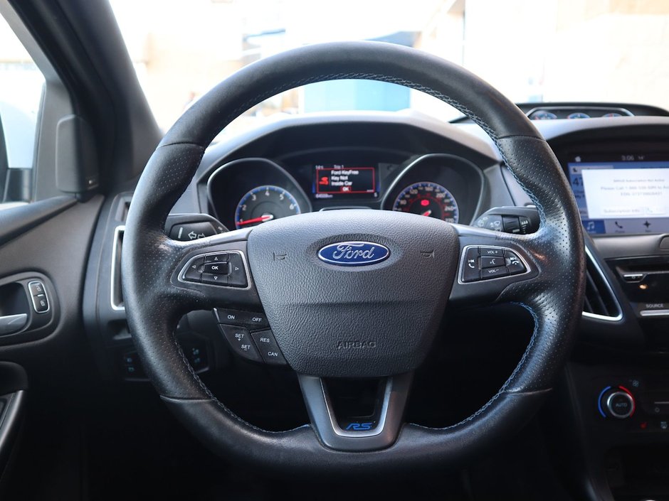 2016 Ford Focus RS IN WHITE EQUIPPED WITH A 350HP 2.3L TURBO I4 , AWD , 6SPD MANUAL , SPORT RIMS , HEATED RECARO BUCKET SEATS , SPORT EXHAUST ,-22