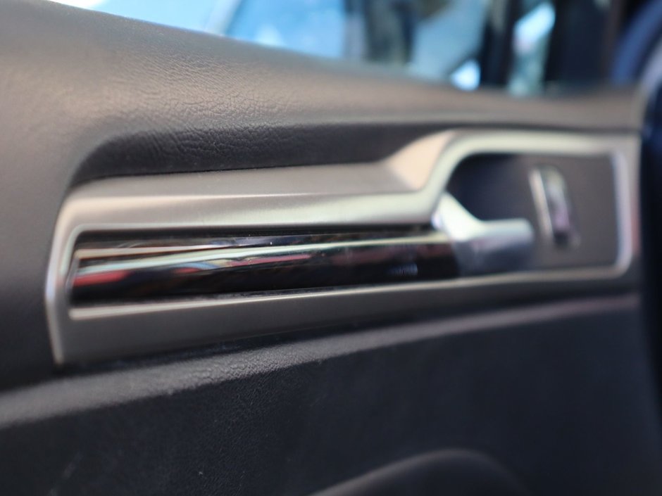 2014 Ford Fusion SE IN BLACK EQUIPPED WITH A 2.0L ECOBOOST I4 , AWD , 6SPD AUTO , LEATHER HEATED SEATS , BLUETOOTH , SW CONTROLS , SUNROOF , 18IN-16