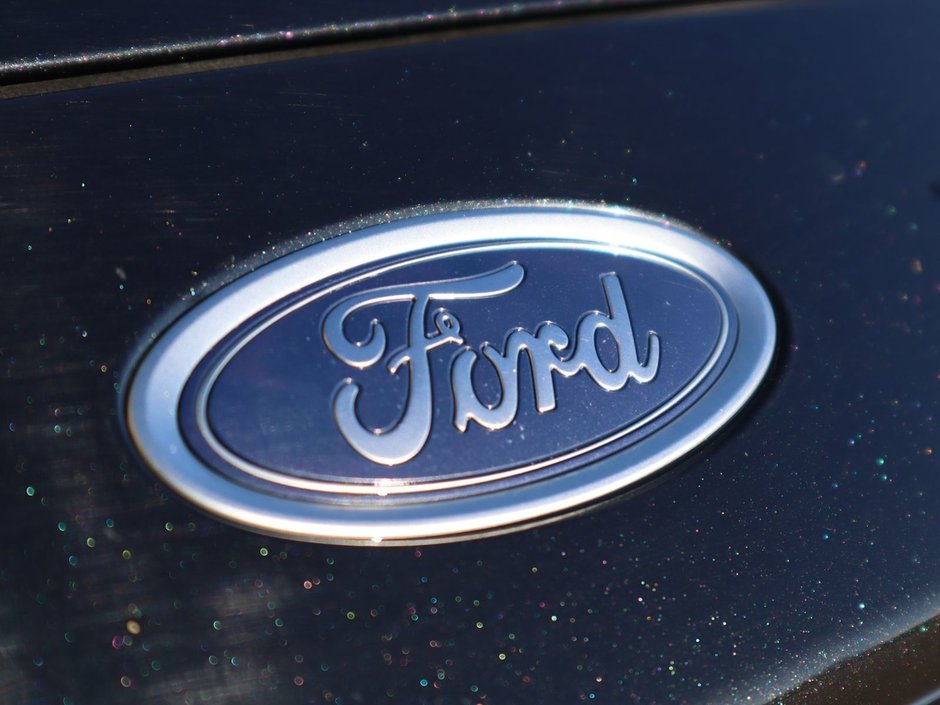 2014 Ford Fusion SE IN BLACK EQUIPPED WITH A 2.0L ECOBOOST I4 , AWD , 6SPD AUTO , LEATHER HEATED SEATS , BLUETOOTH , SW CONTROLS , SUNROOF , 18IN-2