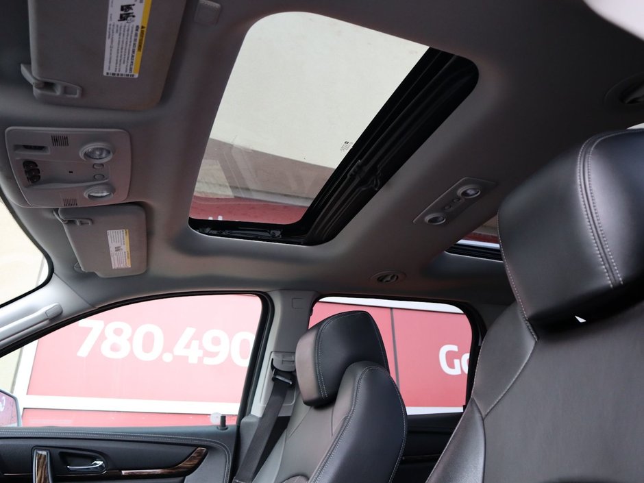 2016 GMC Acadia DENALI IN WHITE EQUIPPED WITH A 3.6L V6 , AWD , 6SPD AUTO , PREMIUM BOSE AUDIO , DUAL EXHAUST , SUNROOF , DUAL HEADREST DVD ENTE-20