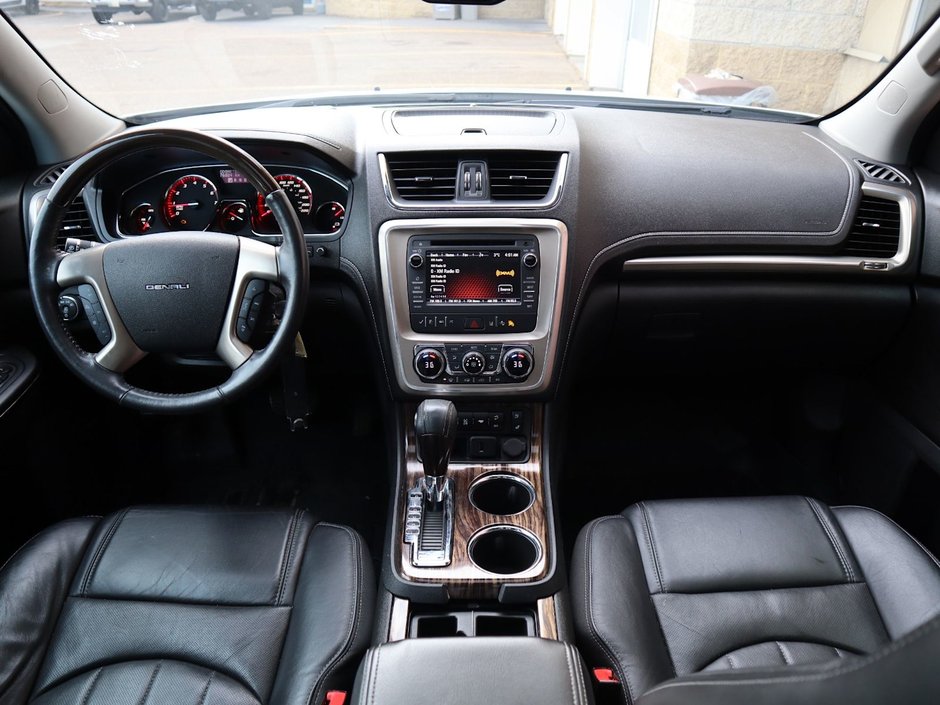 2016 GMC Acadia DENALI IN WHITE EQUIPPED WITH A 3.6L V6 , AWD , 6SPD AUTO , PREMIUM BOSE AUDIO , DUAL EXHAUST , SUNROOF , DUAL HEADREST DVD ENTE-27