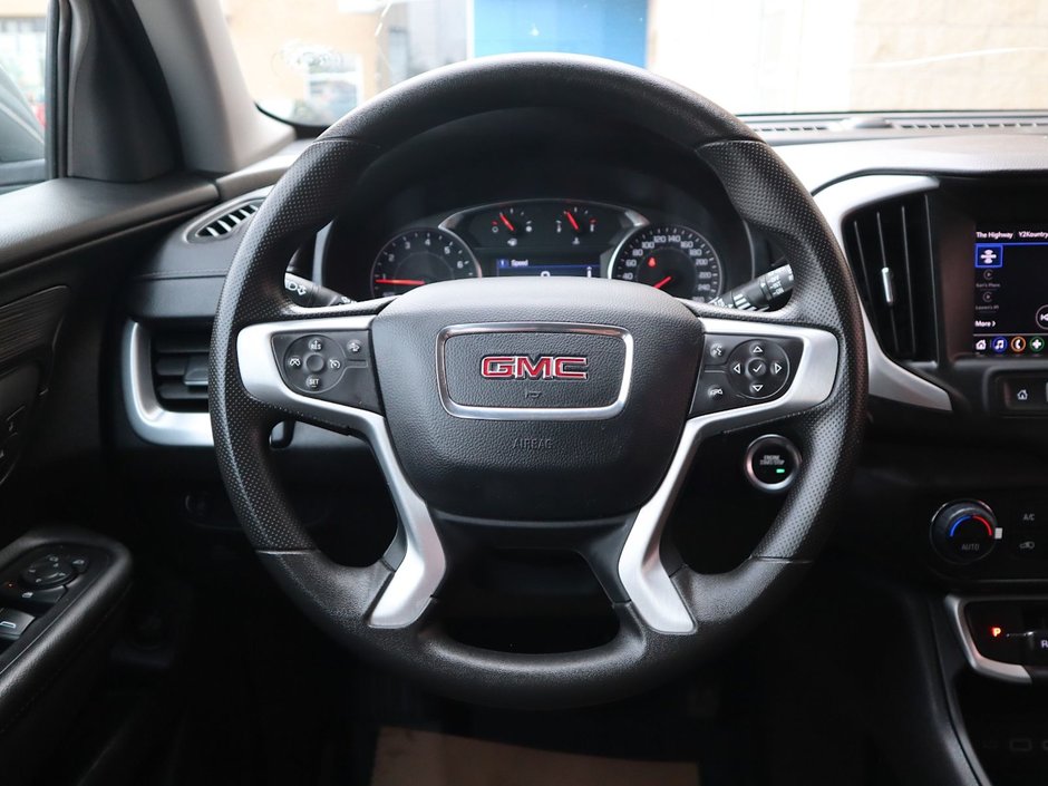 2023 GMC Terrain SLE IN GREY EQUIPPED WITH A 1.5L TURBO I4 , AWD , 9SPD AUTO , PWR LIFTGATE , ALLOY RIMS , PWR DRIVER SEAT , PWR LOCKS/WINDOWS ,-25