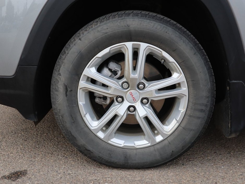 2023 GMC Terrain SLE IN GREY EQUIPPED WITH A 1.5L TURBO I4 , AWD , 9SPD AUTO , PWR LIFTGATE , ALLOY RIMS , PWR DRIVER SEAT , PWR LOCKS/WINDOWS ,-4