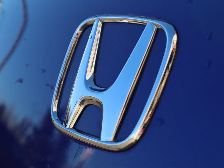 2015 Honda Accord Coupe EX-L IN BLUE EQUIPPED WITH A 2.4L I4 , FWD , CVT AUTO , LEATHER HEATED SEATS , PREMIUM AUDIO , DUAL ZONE AC , CRUISE , SW CONTRO-11