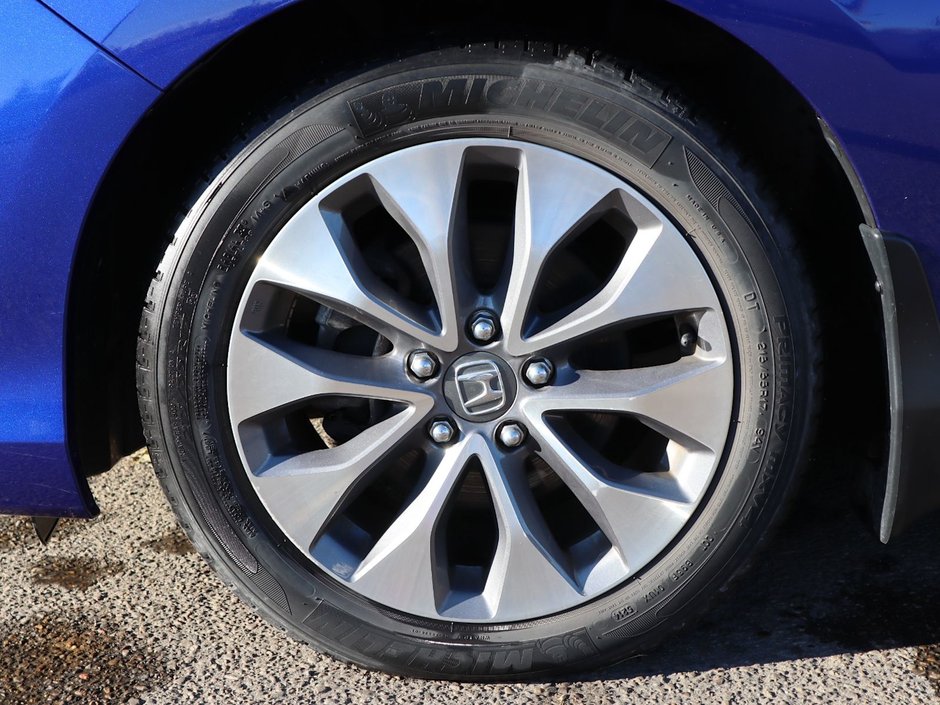 2015 Honda Accord Coupe EX-L IN BLUE EQUIPPED WITH A 2.4L I4 , FWD , CVT AUTO , LEATHER HEATED SEATS , PREMIUM AUDIO , DUAL ZONE AC , CRUISE , SW CONTRO-4