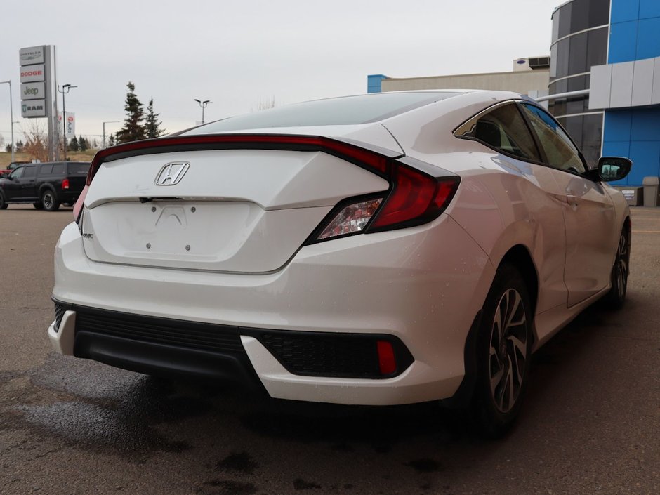 2019 Honda Civic Coupe LX IN WHITE EQUIPPED WITH A 2.0L I4 , FWD , MANUAL TRANSMISSION , CLOTH SEATS , AC , CRUISE , BACKUP CAM , APPLE CARPLAY/ANDROID-9