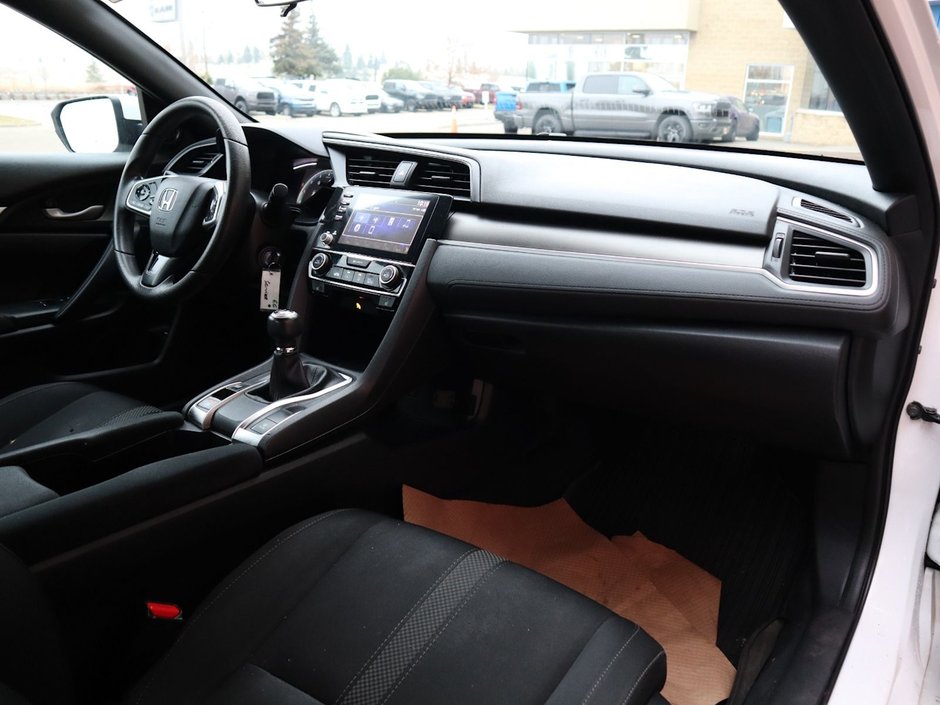 2019 Honda Civic Coupe LX IN WHITE EQUIPPED WITH A 2.0L I4 , FWD , MANUAL TRANSMISSION , CLOTH SEATS , AC , CRUISE , BACKUP CAM , APPLE CARPLAY/ANDROID-17