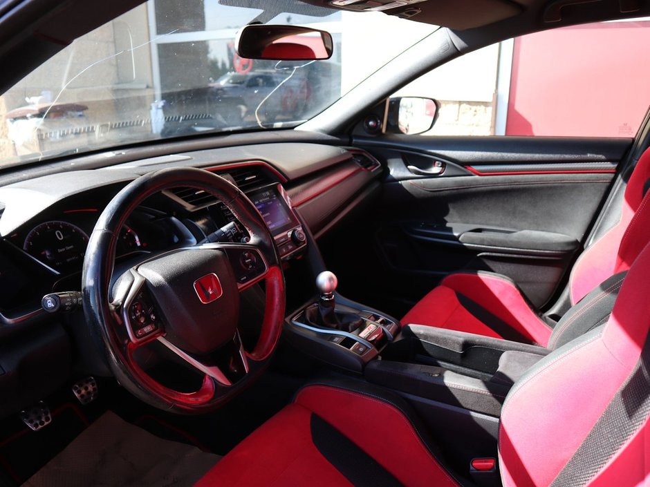2019 Honda Civic Type R TYPE R IN BLACK EQUIPPED WITH A 300+HP 2.0L TURBO , FWD , 6SPD MANUAL , RECARO BUCKET SEATS , PREMIUM AUDIO , BACKUP CAM , AC ,-15
