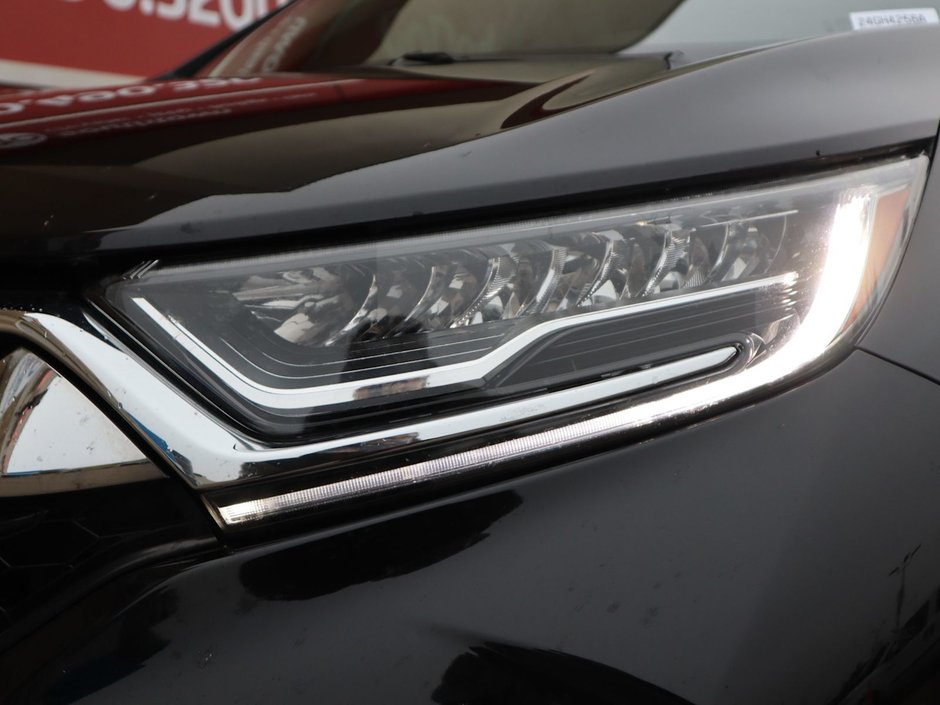 2018 Honda CR-V TOURING IN BLACK EQUIPPED WITH A 1.5L TURBO I4 , AWD , CVW AUTO , LEATHER HEATED SEATS , PREMIUM AUDIO , BACKUP CAM , DUAL ZONE-3