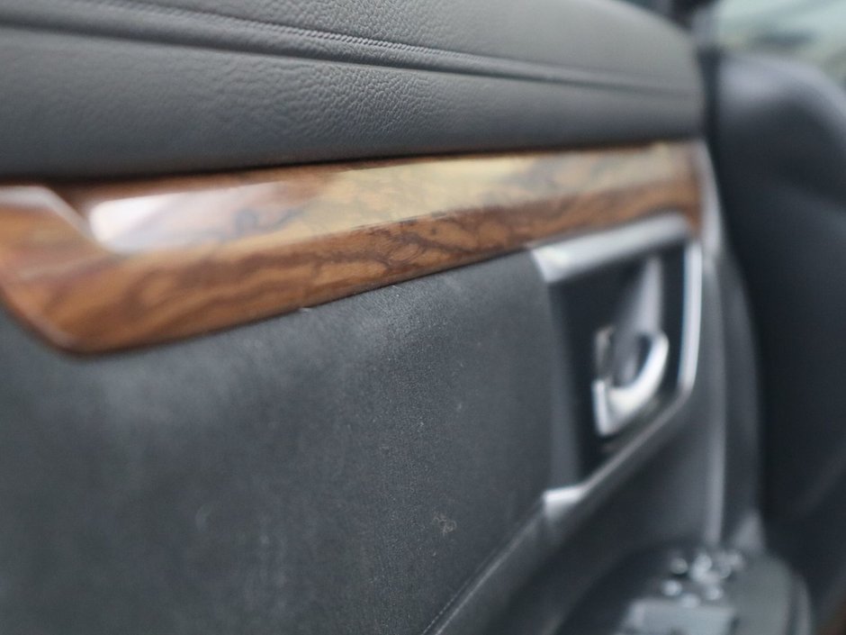 2019 Honda CR-V EX IN WHITE EQUIPPED WITH A FUEL EFFICIENT 1.5L TURBO I4 , AWD , CVT AUTO , PWR SUNROOF , LKA , SW CONTROLS , BACKUP CAM , HEATE-17