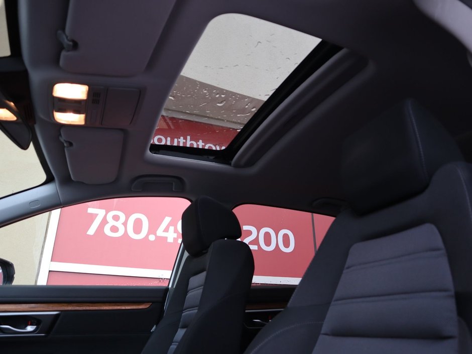 2019 Honda CR-V EX IN WHITE EQUIPPED WITH A FUEL EFFICIENT 1.5L TURBO I4 , AWD , CVT AUTO , PWR SUNROOF , LKA , SW CONTROLS , BACKUP CAM , HEATE-19