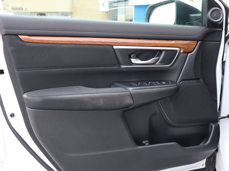 2019 Honda CR-V EX IN WHITE EQUIPPED WITH A FUEL EFFICIENT 1.5L TURBO I4 , AWD , CVT AUTO , PWR SUNROOF , LKA , SW CONTROLS , BACKUP CAM , HEATE-16