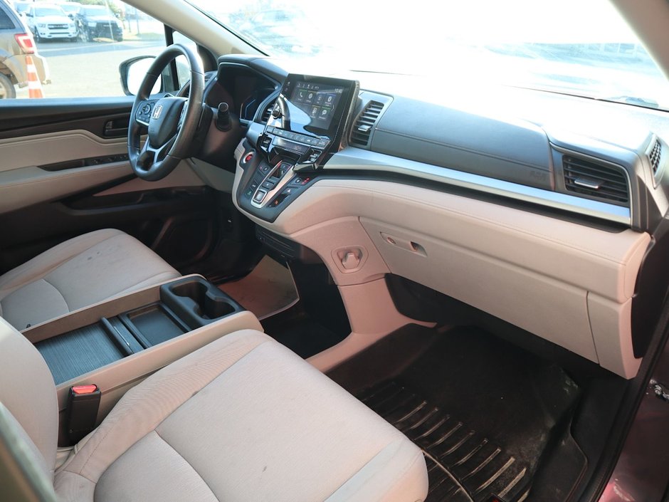 2018 Honda Odyssey LX IN GREY EQUIPPED WITH A 3.5L V6 , FWD , 9SPD AUTO , CLOTH HEATED SEATS , AC , CRUISE , PWR WINDOWS/LOCKS , HONDA RELIABILITY-19