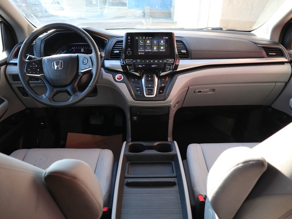 2018 Honda Odyssey LX IN GREY EQUIPPED WITH A 3.5L V6 , FWD , 9SPD AUTO , CLOTH HEATED SEATS , AC , CRUISE , PWR WINDOWS/LOCKS , HONDA RELIABILITY-20