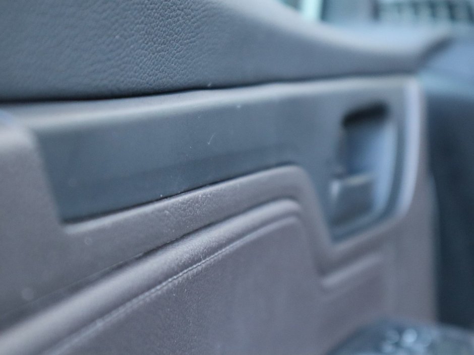 2019 Honda Odyssey EX IN WHITE EQUIPPEDW WITH A 280 HP 3.5L V6 , FWD , 9SPD AUTO , CLOTH HEATED SEATS , BACAKUP CAM , DUAL ZONE AC , CRUISE , 18INC-13