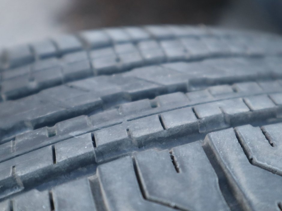 2019 Honda Odyssey EX IN WHITE EQUIPPEDW WITH A 280 HP 3.5L V6 , FWD , 9SPD AUTO , CLOTH HEATED SEATS , BACAKUP CAM , DUAL ZONE AC , CRUISE , 18INC-27