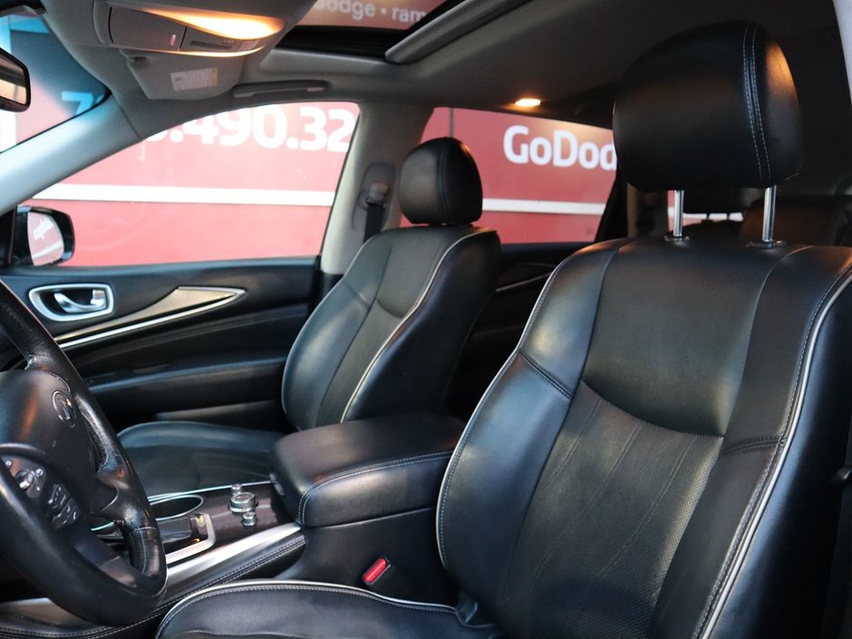 2019 Infiniti QX60 PURE IN BLACK EQUIPPED WITH A 306HP 3.5L V6 , AWD , CVT AUTO , LEATHER HEATED SEATS , SUNROOF , BACKUP CAM , DUAL ZONE AC , CRUI-15