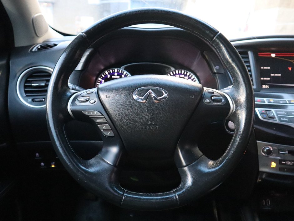 2019 Infiniti QX60 PURE IN BLACK EQUIPPED WITH A 306HP 3.5L V6 , AWD , CVT AUTO , LEATHER HEATED SEATS , SUNROOF , BACKUP CAM , DUAL ZONE AC , CRUI-25