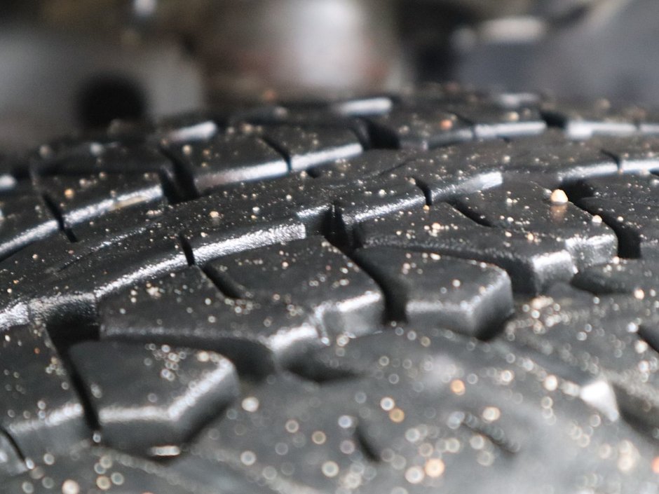 2019 Jeep Cherokee TRAILHAWK IN DIAMOND BLACK EQUIPPED WITH A 3.2L V6 , 4X4 , 9SPD AUTO , 8.4INCH W/NAV , COMFORT & CONVENIENCE GROUP , COLD WEATHE-5