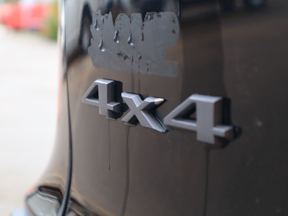 2019 Jeep Cherokee TRAILHAWK IN DIAMOND BLACK EQUIPPED WITH A 3.2L V6 , 4X4 , 9SPD AUTO , 8.4INCH W/NAV , COMFORT & CONVENIENCE GROUP , COLD WEATHE-15