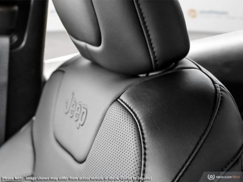 2023 Jeep Cherokee ALTITUDE IN BRIGHT WHITE EQUIPPED WITH A 2.4L MULTI AIR I4 , 9SPD AUTO , 4X4 , ELITE GROUP , LEATHER HEATED/VENTED BUCKET SEATS-18