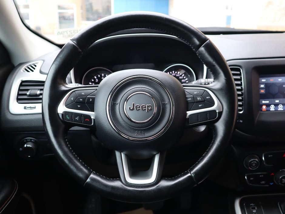 2021 Jeep Compass SPORT IN DIAMOND BLACK EQUIPPED WITH A 2.4L MULTIAIR I4 , 6SPD AISIN AUTO , FWD , SPORT APPEARANCE GROUP , LEATHER SW , 16INCH R-23