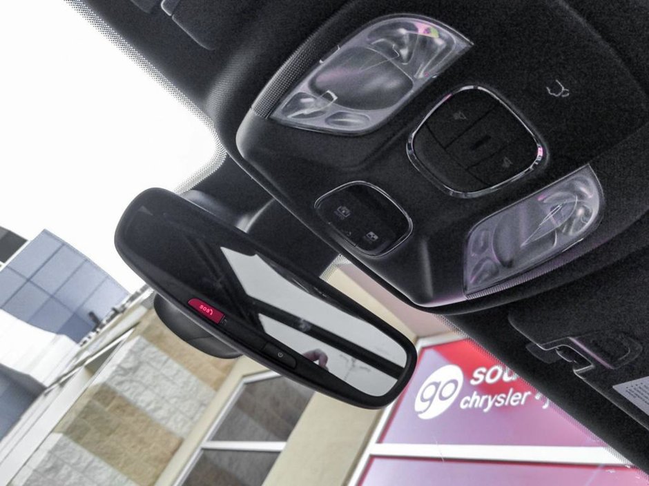 2023 Jeep Compass ALTITUDE, 2L TURBO I-4, ADAPTIVE CRUISE W/ STOP'N'GO, PANORAMIC SUNROOF, PREMIUM ALPINE SPKER SYSTEM, 10.1 UCONNECT 5 W/NAV, RAI-23