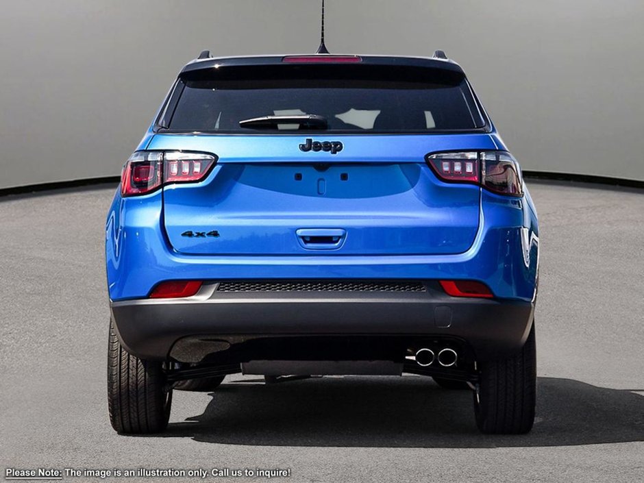 2024 Jeep Compass ALTITUDE IN LASER BLUE PEARL EQUIPPED WITH A 2.0L TUBRO I4 , 4X4 , 8SPD AUTO , DUAL ZONE AC , POWER LIFTGATE , CONVENIENCE GROUP-4