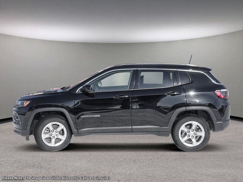 2024 Jeep Compass NORTH IN DIAMOND BLACK EQUIPPED WITH A 2.0L TURBO I4 , 4X4 , 8SPD AUTO , TERRAIN MGMT , FCW , ACTIVE LANE MGMT , BACKUP CAM , AU-2