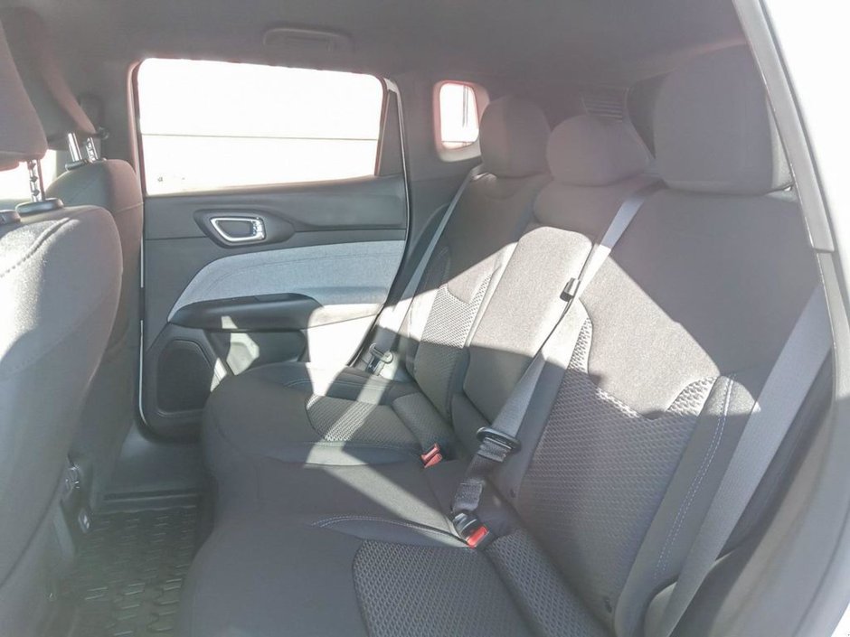 2024 Jeep Compass Sport-22