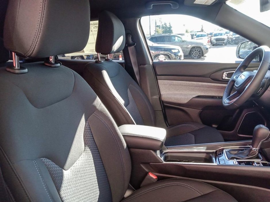 2024 Jeep Compass Sport-21