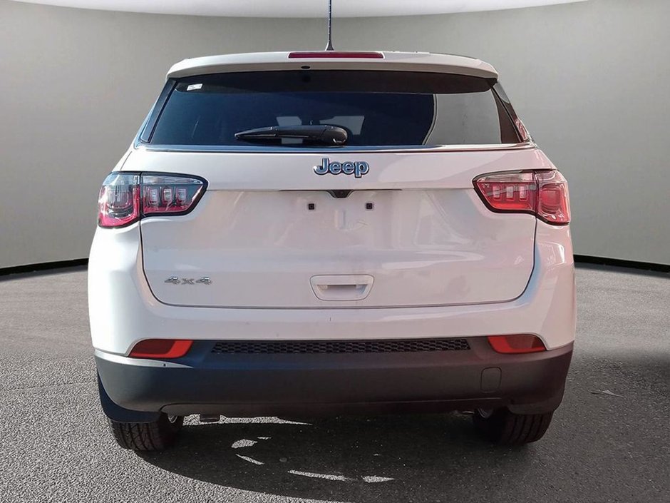 2024 Jeep Compass Sport-4