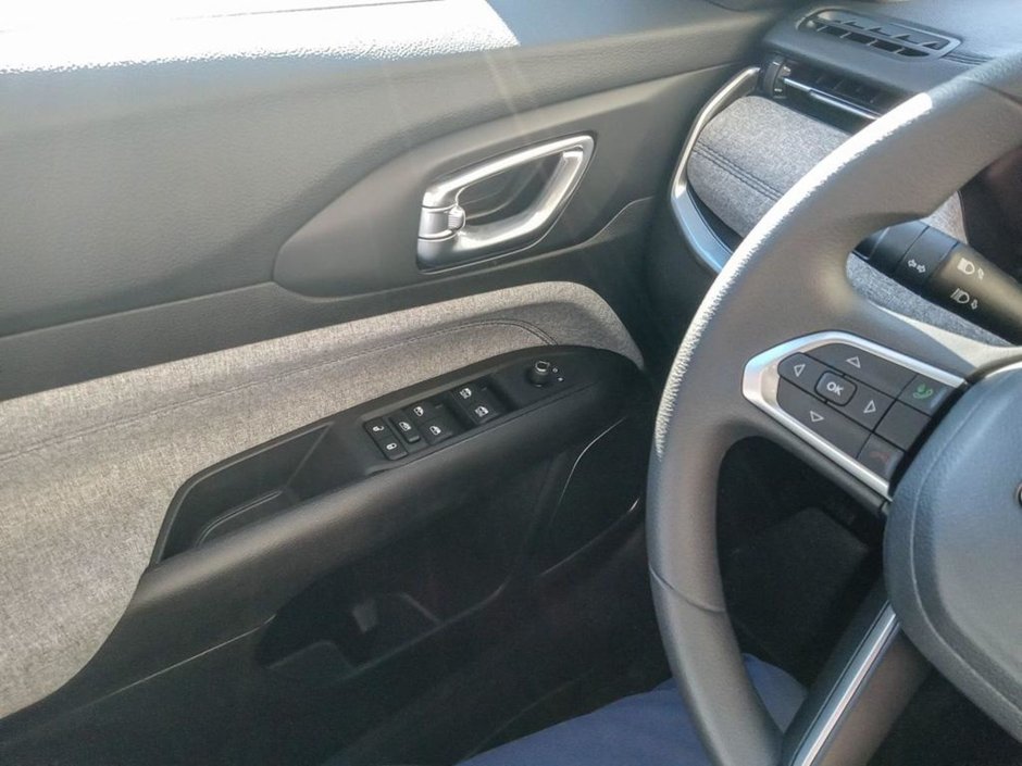 2024 Jeep Compass Sport-16