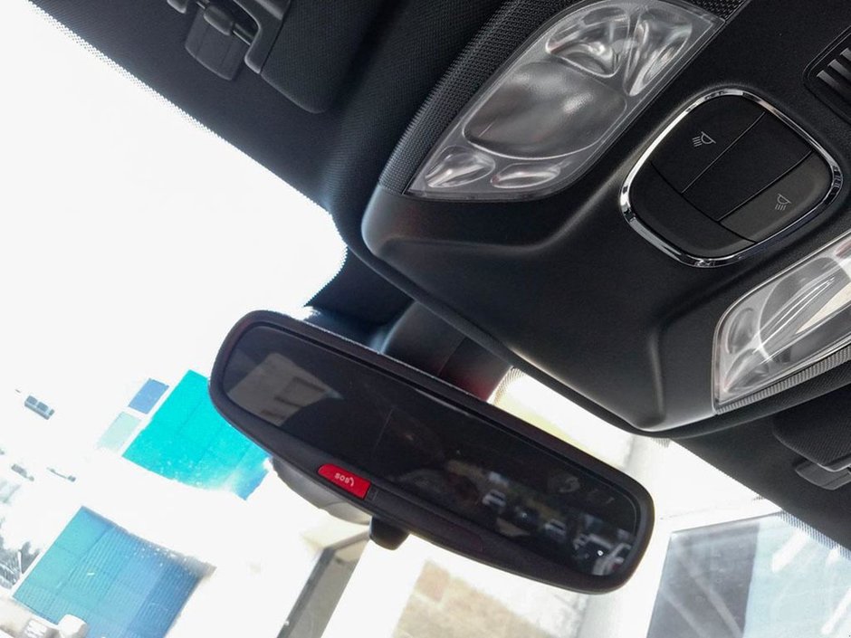 2024 Jeep Compass SPORT IN LASER BLUE PEARL EQUIPPED WITH A 2.0L TURBO I4 , 4X4 , 8SPD AUTO , 10.1INCH TOUCHSCREEN , AC , CRUISE , HEATED SEATS +-17