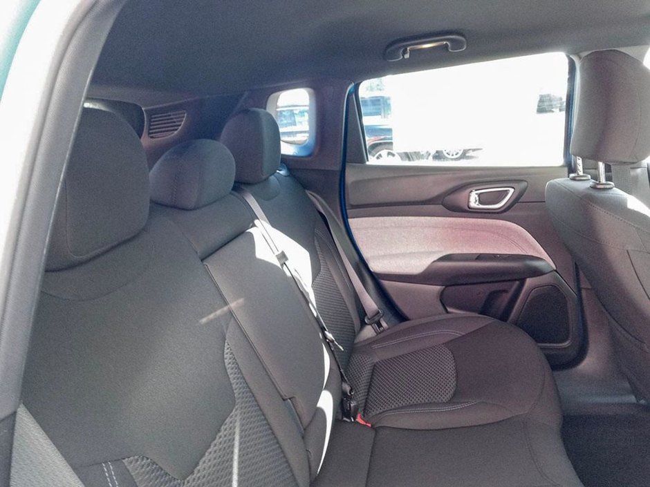 2024 Jeep Compass SPORT IN LASER BLUE PEARL EQUIPPED WITH A 2.0L TURBO I4 , 4X4 , 8SPD AUTO , 10.1INCH TOUCHSCREEN , AC , CRUISE , HEATED SEATS +-22