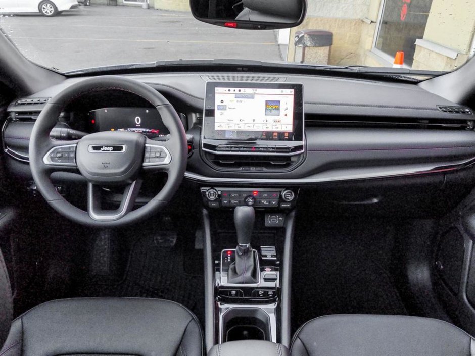 2024 Jeep Compass TRAILHAWK IN LASER BLUE PEARL EQUIPPED WITH A 2.0L TURBO I4 , 4X4 , 8SPD AUTO , DRIVER ASSIST GROUP I , SUN SOUND & NAV GROUP ,-18